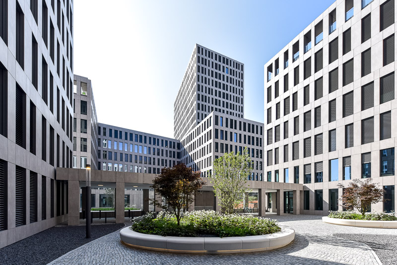 Zugang zum Gebäude der Steuerberater Huber & Partner mbB München